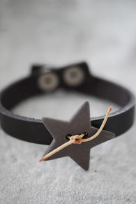 LOUISE KRAGH - ARMBAND -  STJÄRNA - CREAM