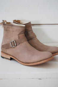 MUNDERINGSKOMPAGNIET - CELESTE LOW BOOT - MARROW