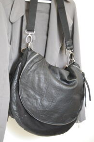 CEANNIS - BIG FLAP BAG - BLACK