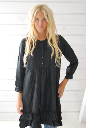 I KLÄDKAMMAREN - CUSTOMMADE - CUSTOMMADE - VIGGA - BLACK
